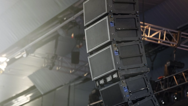 Produto: locacao de som e iluminacao para eventos